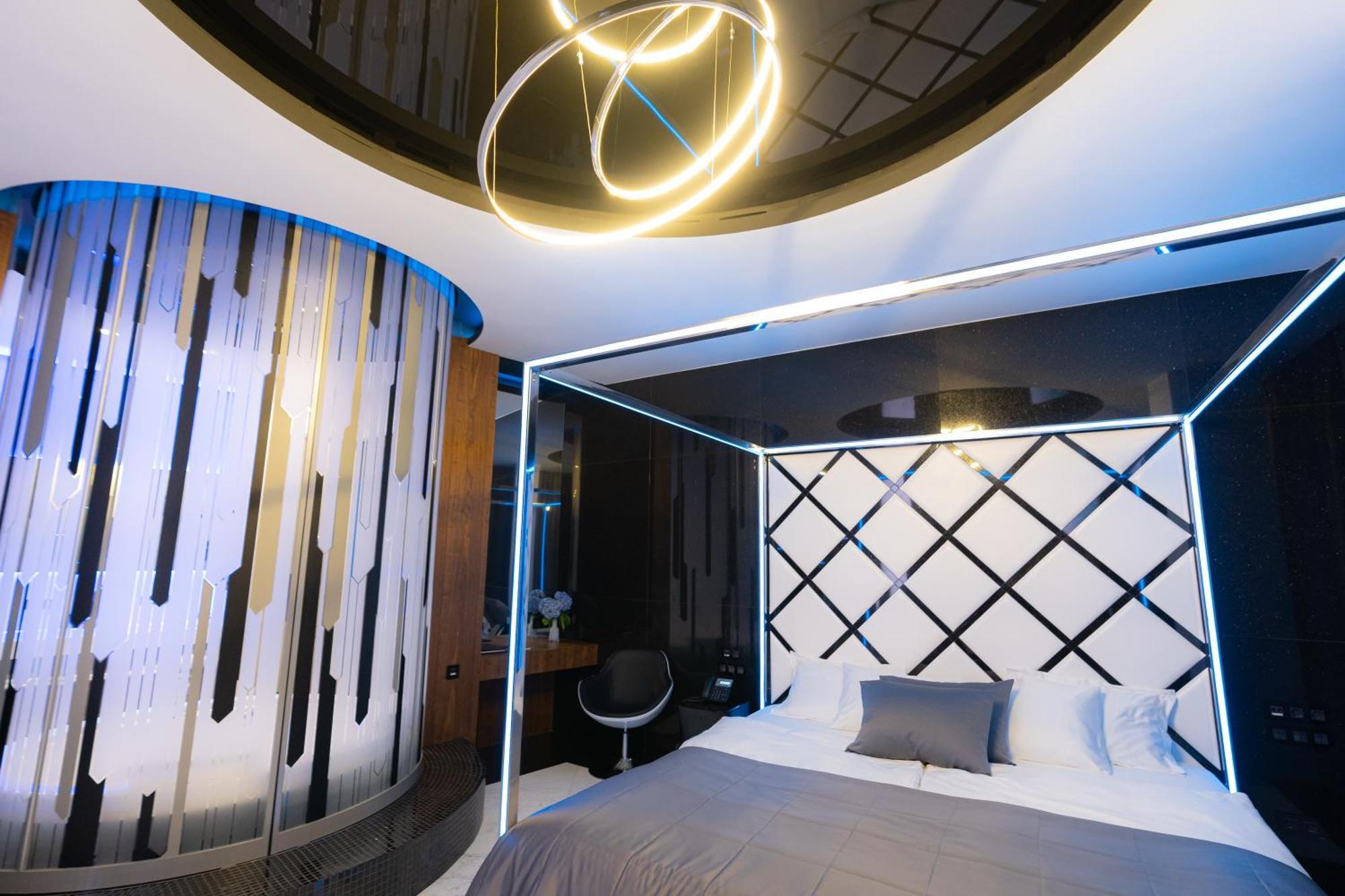 Tsarsky Hotel Kyiv Exterior photo